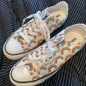 NWOT Low top Rainbow Converse
